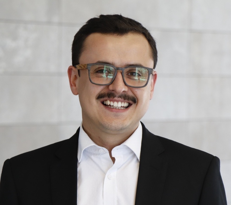 Hernán López